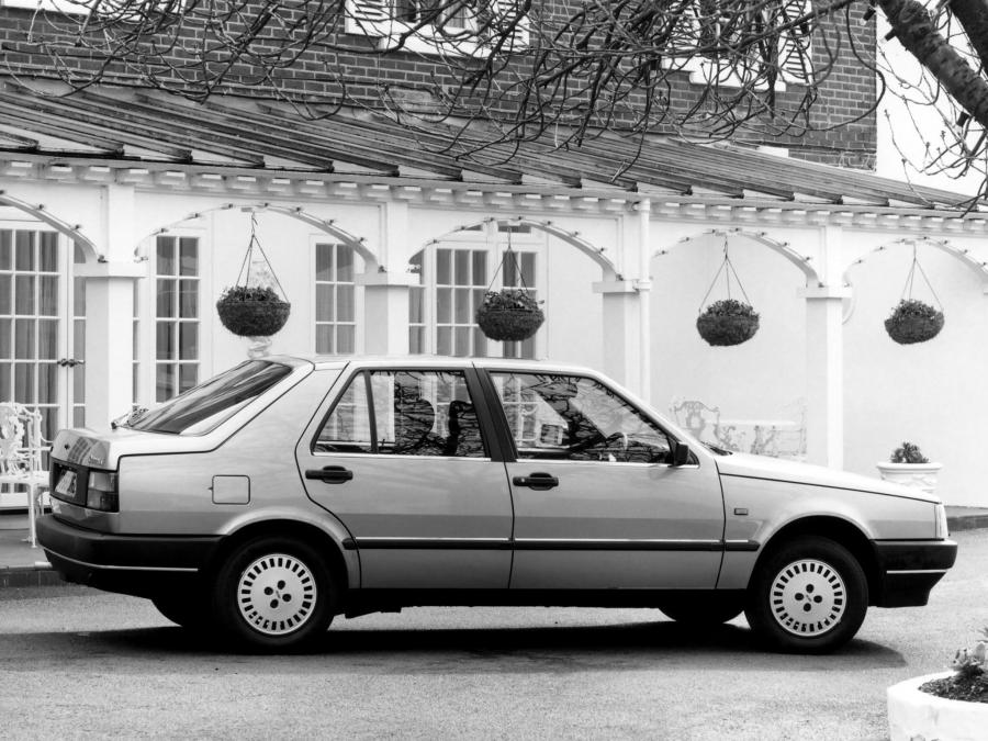  Fiat Croma 1986 года  (UK) (фото 2 из 4)